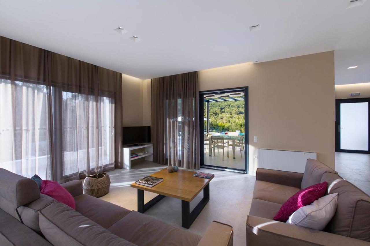 Halikounas Almyra Villas מראה חיצוני תמונה